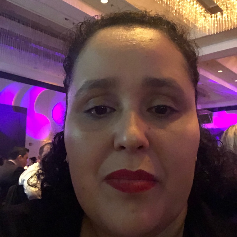 Meet your Posher, Vivian